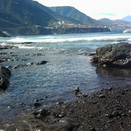Playa Y Montana: Naturaleza Y Armonia