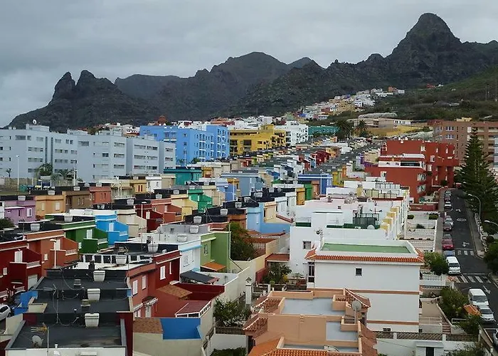 Playa Y Montana: Naturaleza Y Armonia